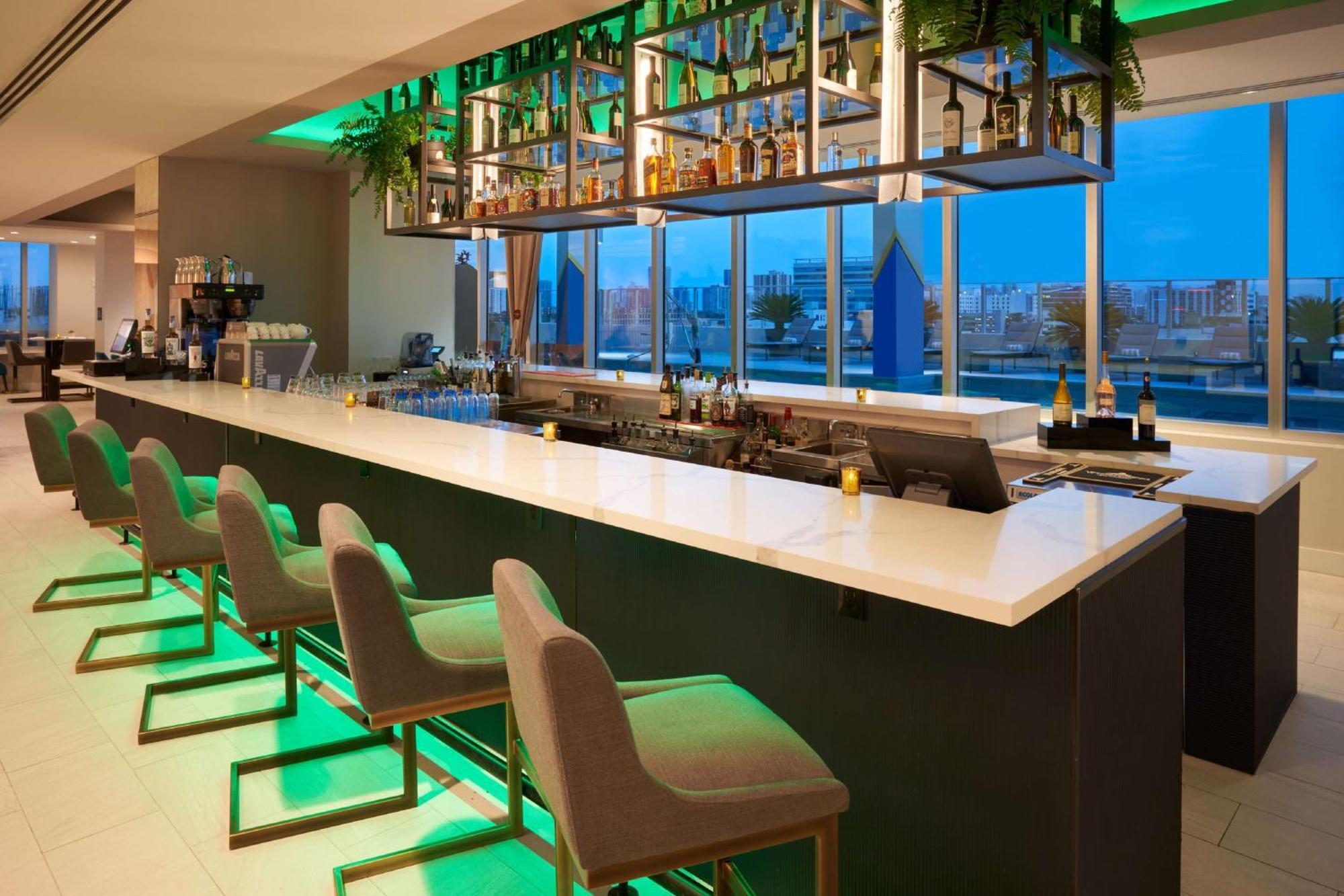 Serena Hotel Aventura Miami, Tapestry Collection By Hilton المظهر الخارجي الصورة